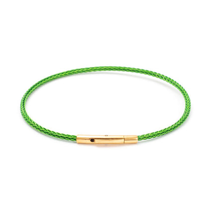 Emerald green 2mm sailing cord bracelet with gold-toned sterling silver lock – Rue & Strand